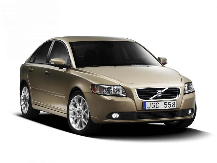  Volvo S40 T5 2007 года  (фото 23 из 41)